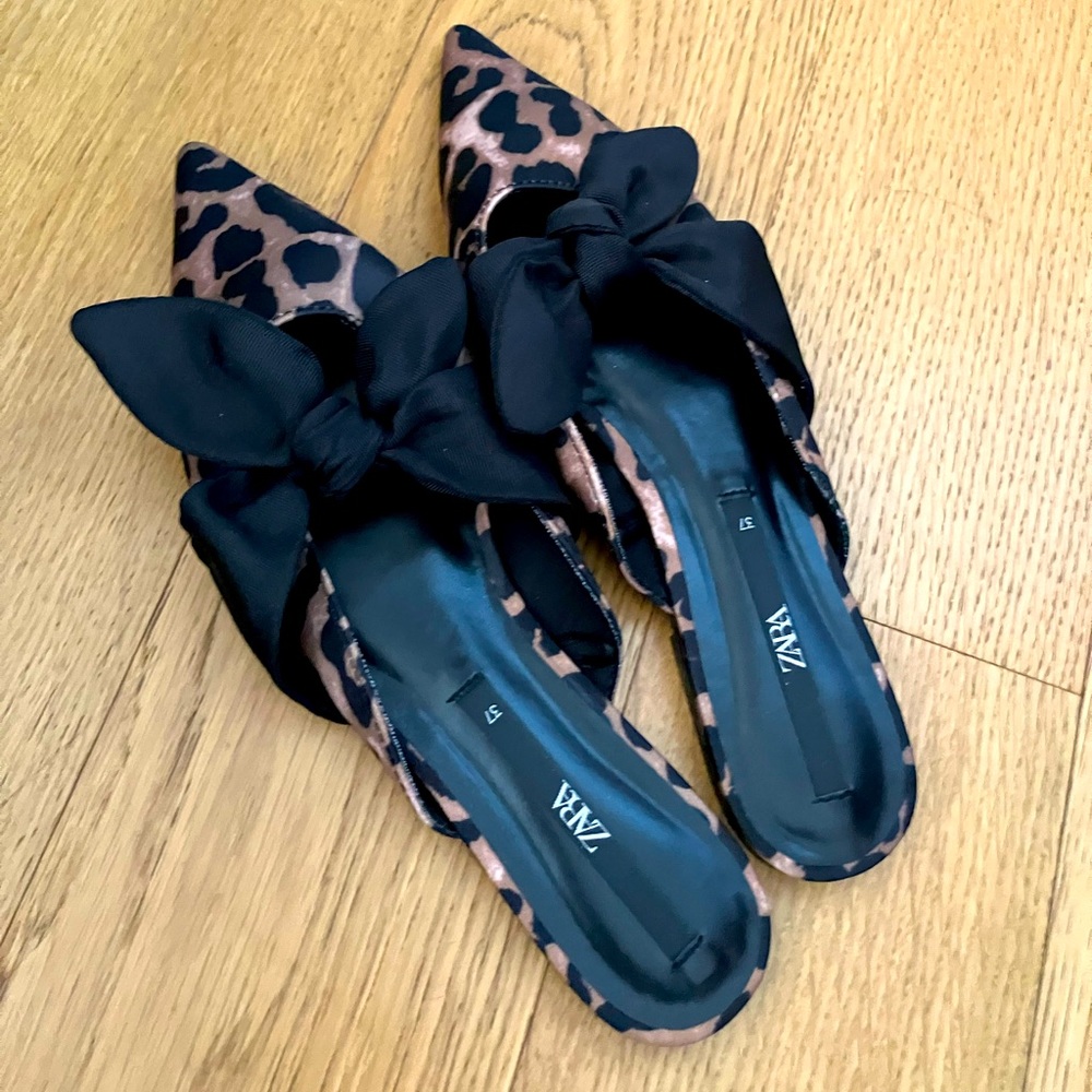 Zara | animal print/black size 7 flats